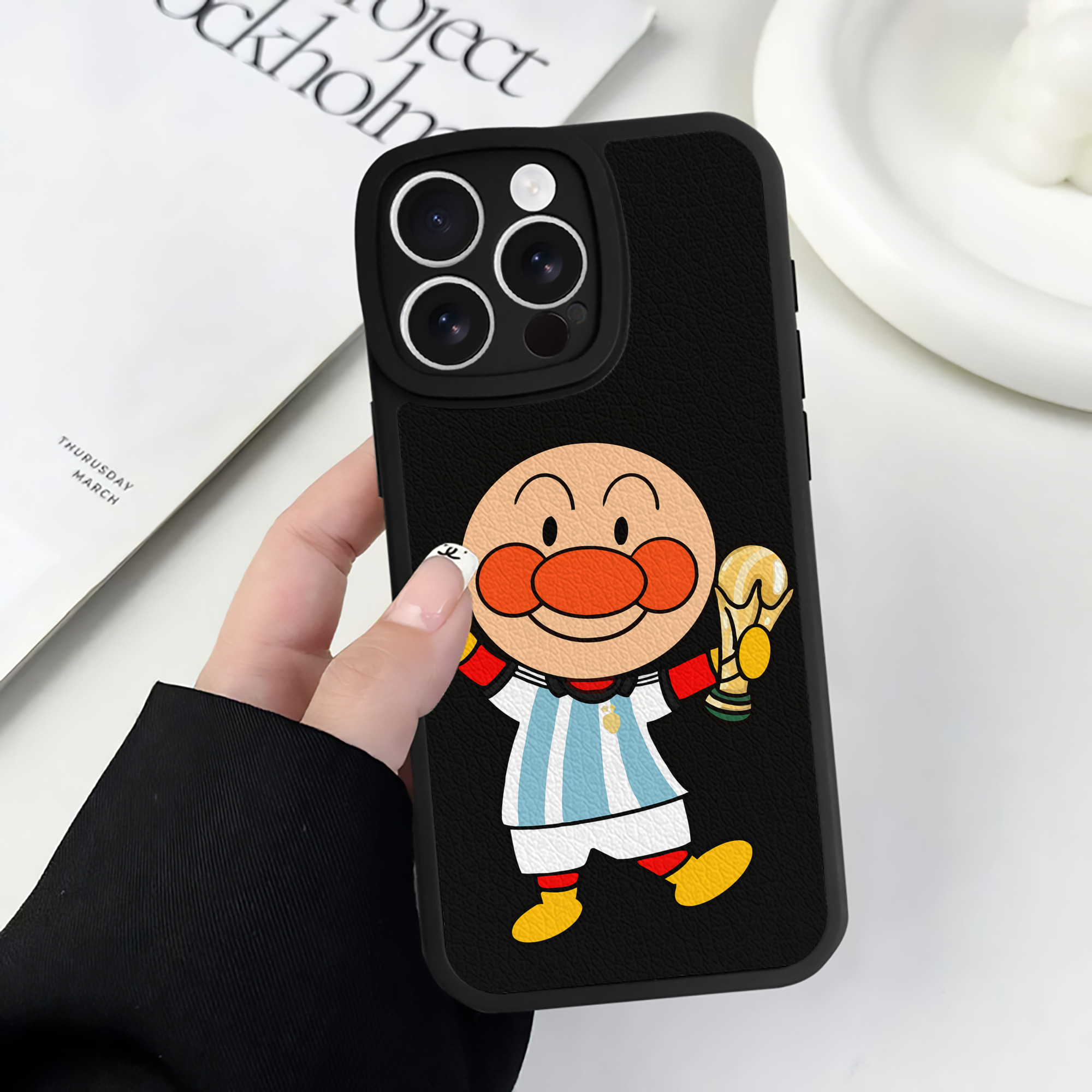 （画像用） アンパンマン Anpanman 【iPhone 16シリーズ対応】シリコンスマホケース（レザー調） 材質：シリコン
